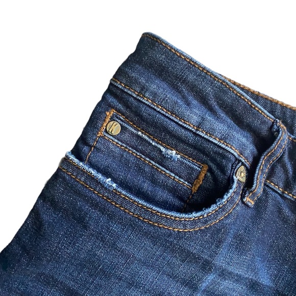 Kut from the Kloth Catherine Boyfriend Jeans 10 - Picture 5 of 15